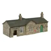 Bachmann Scenecraft - 44-000G OO Gauge Oakworth Station Green - Tracked 48 Post