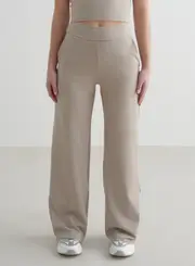 [aim'n] Dark Clay Sense Wide Petite Pants