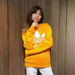 美國百分百【全新真品】ADIDAS 愛迪達 大學T 長袖T恤 三葉草 女款 運動 T-SHIRT 橘黃色 L號 AQ67