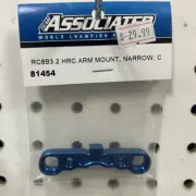 Team Associated 81454 - HRC Arm Mount C, Narrow, RC8 B3.2