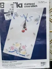 Bucilla Stamped Cross Stitch Table Runner Rose Bouquet Pink Yellow White Vtg '91