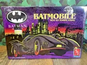 SEALED MODEL KIT AMT BATMOBILE WITH JET TURBINE ENGINE #6650 SCALE 1:25