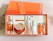 Sulwhasoo Concentrated Ginseng Rejuvenating Set (2 Item) Cream 50ml + Serum 30ml