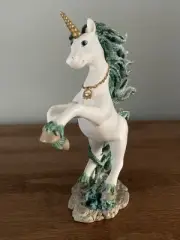 Unicorn Figurine Pegasus Hamilton Collection Emerald Isle Love Friendship Reign