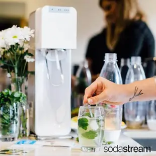 【Sodastream】電動式氣泡水機POWER SOURCE旗艦機(白)