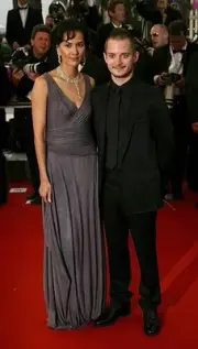 Elijah Wood his guest Pamela Racine Paris Je T aime premiere 59th - Old Photo 4