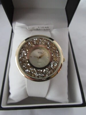 BOB MACKIE - SPARKLING SILVER & GOLD BEZEL WATCH - WHITE BAND - NEW IN BOX