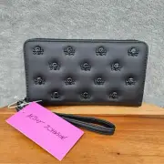 Betsey Johnson Wallet Zip Around Skull Crossbones Black Faux Leather Rocker New