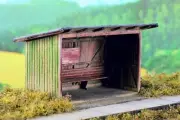 Model Scene TT Scale Wooden Passenger Shelter