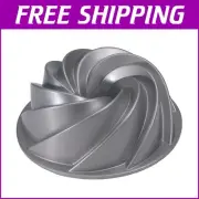 Heritage 10-Cup Bundt Pan - Elegant Cast Aluminum Bakeware for Festive Occasions