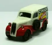 Corgi Classic Vehicles 98201 - Ford Popular Van - Lever Sunlight Soap