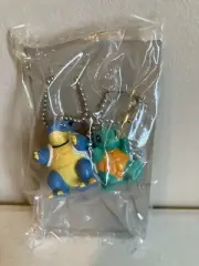 Pokemon Blastoise & Squirtle Figure Charm Keychain Set Tomy New Sealed