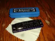 NEW BLUES KING HARMONICA 10 HOLE Eb FLAT KEY CASE CLOTH STAGE STUDIO RECORDING