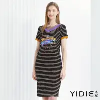 在飛比找momo購物網優惠-【YIDIE 衣蝶】橫紋V領拼接紗網長洋裝-黑