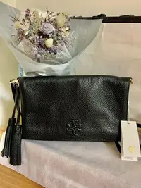 在飛比找Yahoo!奇摩拍賣優惠-TORY BURCH TB 2022專櫃新款 全皮革流蘇摺疊