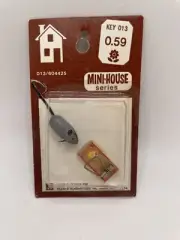 VINTAGE WOOD MINIATURE DOLLHOUSE MOUSE AND TRAP FIGURINE 1:12 SCALE NIP