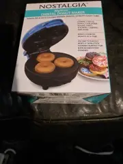 NOSTALGIA BRAND NEW My Mini Orbital Donut Maker New In Box Blue MOD5BL MyMini