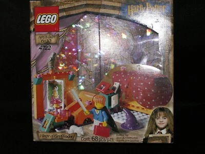 Lego Harry Potter 4722 Gryffindor House 4722 New/Sealed - Satifaction Guaranteed
