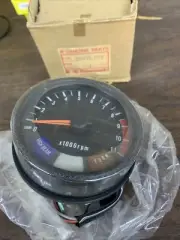 1982 KAWASAKI KZ1100 TACHOMETER GAUGE METER (KTGU13)