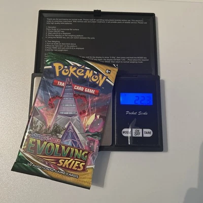 Pokemon Evolving Skies Heavy Booster Pack 22.3g