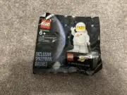 Exclusive Lego Spaceman Magnet Minifigure Polybag Sealed