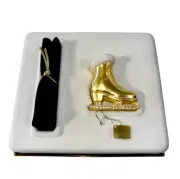 Estee Lauder "Ice Skates " Solid Perfume Compact 2001 "Pleasures" New Old Stock