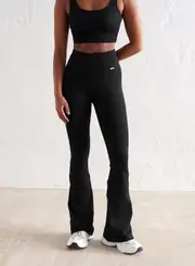 [aim'n] Black Ribbed Seamless Flare Petite Tights