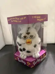 Spotted Dalmation Grey Eyes Furby 8616 (Vintage Furby, Tiger Electronics) SEALED