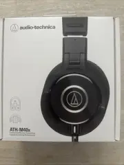 Audio-Technica ATH-M40x Professional Studio Monitor Headphones