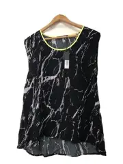 Decjuba Top Size L BNWT Sleeveless Black