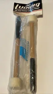 Ludwig L4311 PLM Bass Drum Mallets Medium Felt Ball Matching Band