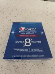 Crest Professional 3D Whitening Strips Expires 2026. Treatments 14 MINT IN BOX