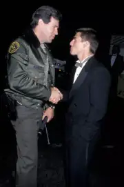 Tom Cruise & L A County Sheriffs Officer Ashley 1989 Old Photo