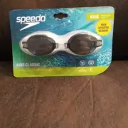 KIDS (Ages 3-8) Speedo Swim Goggles, BLACK,CLEAR STRAP, Flex Fit CLASSIC UV