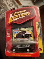 JOHNNY LIGHTNING MODERN MUSCLE R2 1995 CHEVY IMPALA SS