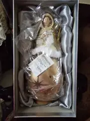 Kringle Express Angel With Gold Illuminated Frosted Glass NIB