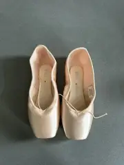Bloch Grace pointe shoes Size 5.5 XXX