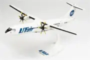 Herpa 613361 UTAir Airlines ATR-72-500 VQ-BLM Desk Top 1/100 AV Model Airplane
