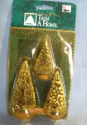 VINTAGE TRIM A HOME~3~SNOW TIPPED BOTTLE BRUSH TREES~WOOD BASE~NEW~KMART