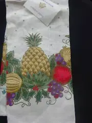 T Tea Towel NWT Cotton Bountiful Christmas 18th C Repro Winterthur Fruits