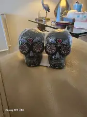 343. Sugar Skull Salt And Pepper Shakers. New/Unused. Black