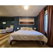 Beautiful 3 Bedroom Century Home Steps From Uptown