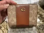 Coach Signature Canvas Billfold Wallet