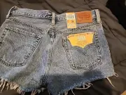 Levis Orginal Women’s Shorts