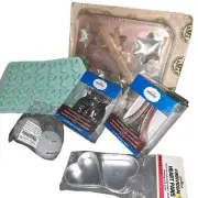 NIB-Chocolatier Set-5 inch Eiffel Tower & Bear-Bunnies, Stars-2 Fill Rounds