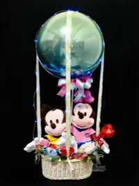 在飛比找樂天市場購物網優惠-足球 米奇米妮 幸福熱氣球，Disney/捧花/情人節金莎花