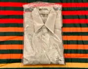NWT Van Heusen Stone Long Sleeve Fitted Dress Shirt Button Down Med 15 1/2 32/33