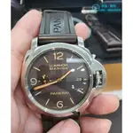 沛納海 PAM608 限量100枚 LUMNIOR 1950 護橋鐫刻HONG KONG字樣 菸草面 金針 香港紀念版