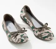 Clarks Cloudsteppers Washable Knit Bow Flats Olive Pink Camo 5/M New