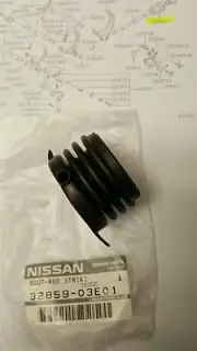 Nissan Bluebird Turbo, Gear linkage striking rod boot.New genuine part.